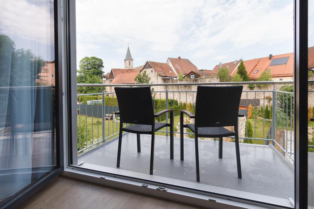 Hotel-Gasthof Neue Post Leutershausen  Eksteriør bilde