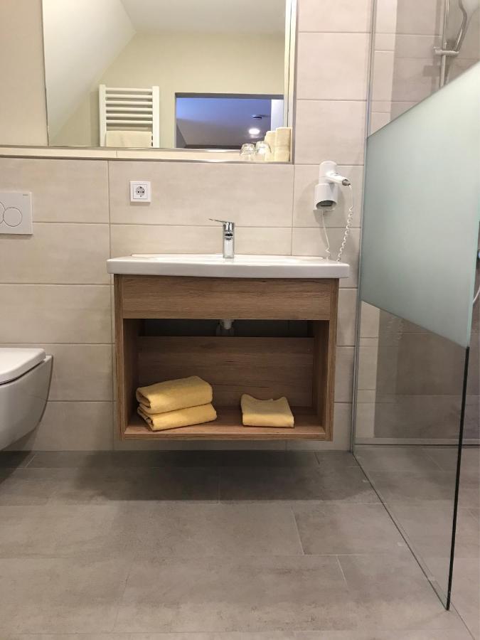 Hotel-Gasthof Neue Post Leutershausen  Eksteriør bilde
